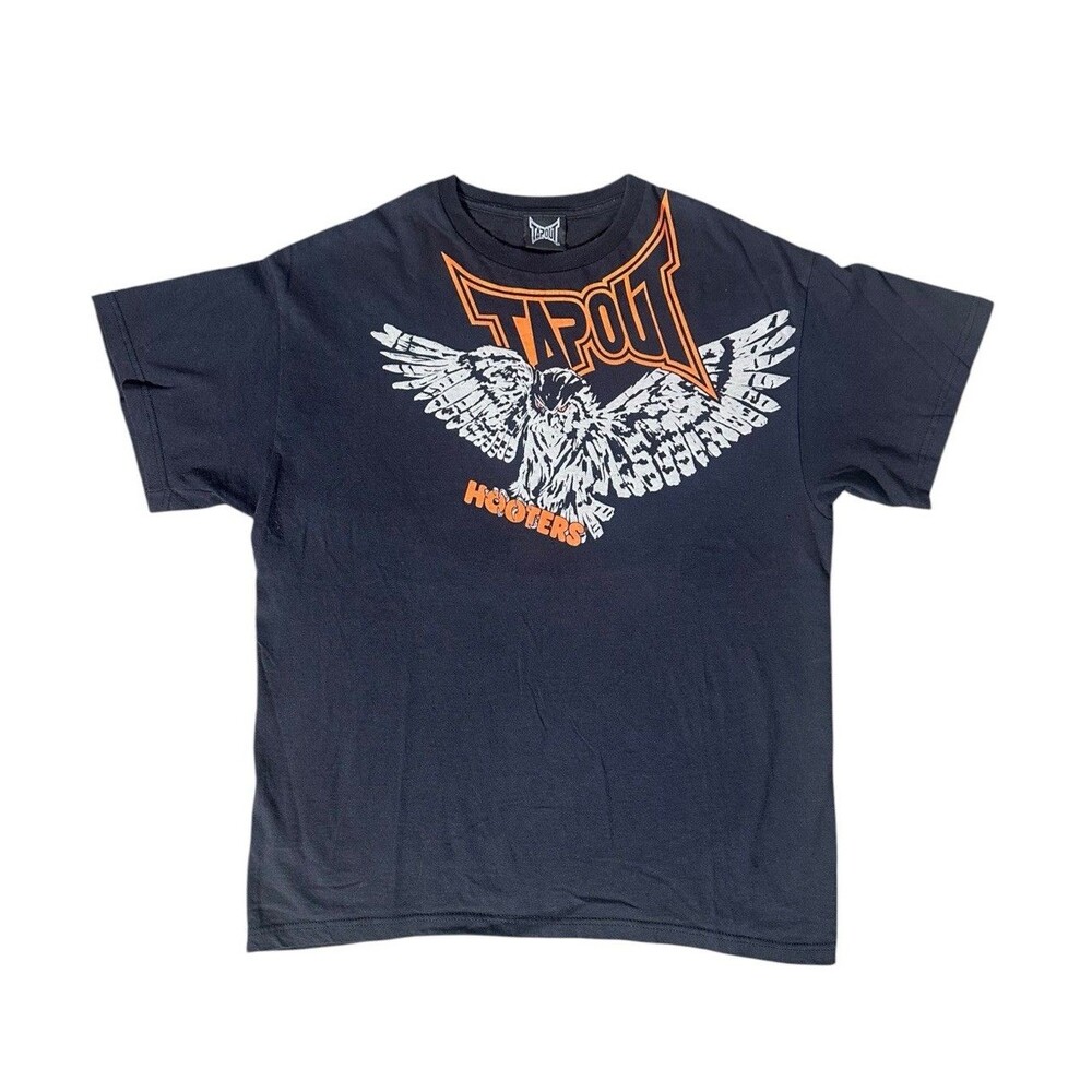 VTG Tapout Hooters Graphic Tee T Shirt Orange Black Flying Owl  MMA Cancun Rare